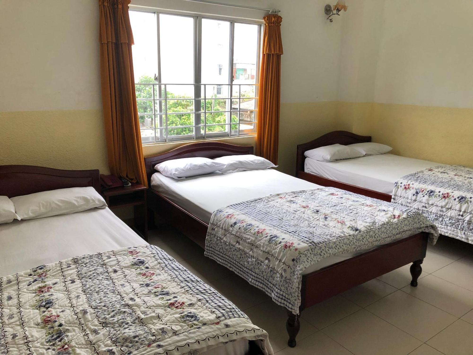 Khach San Khanh Nhung Nha Trang Exteriör bild